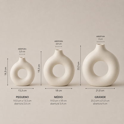 Vaso Escultural Orbe em Cerâmica - Branco Marfim